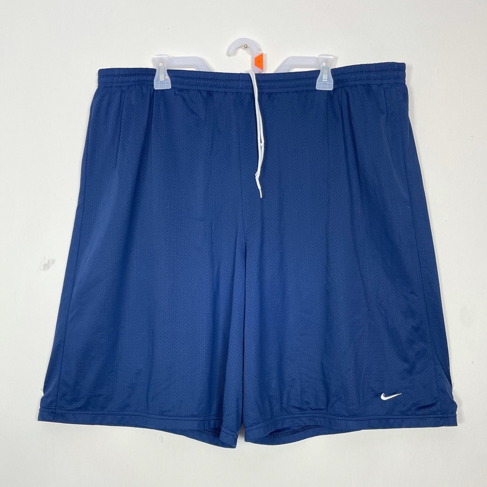 Vintage Nike Team men’s size 3XL Blue athletic shorts